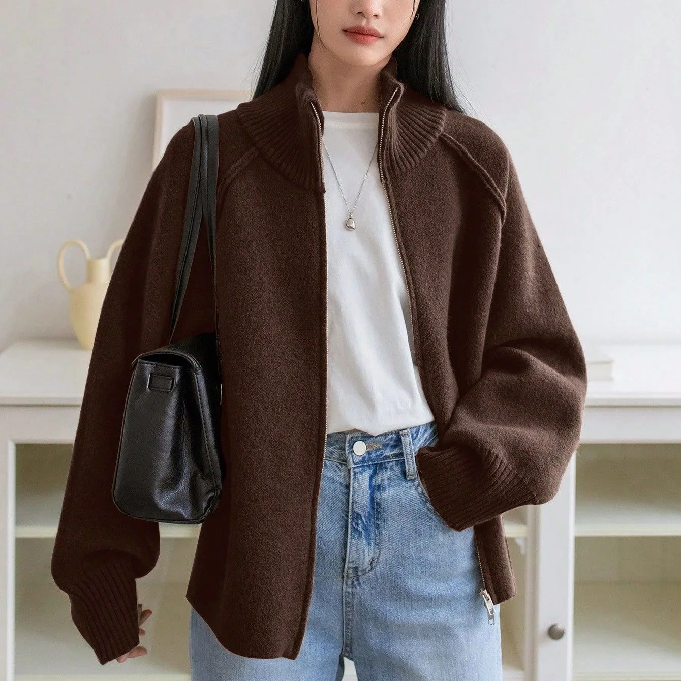 Suéter de estilo perezoso para mujer, cárdigan de punto con cremallera y cuello levantado liso coreano, chaqueta de manga larga, otoño e invierno, 2025