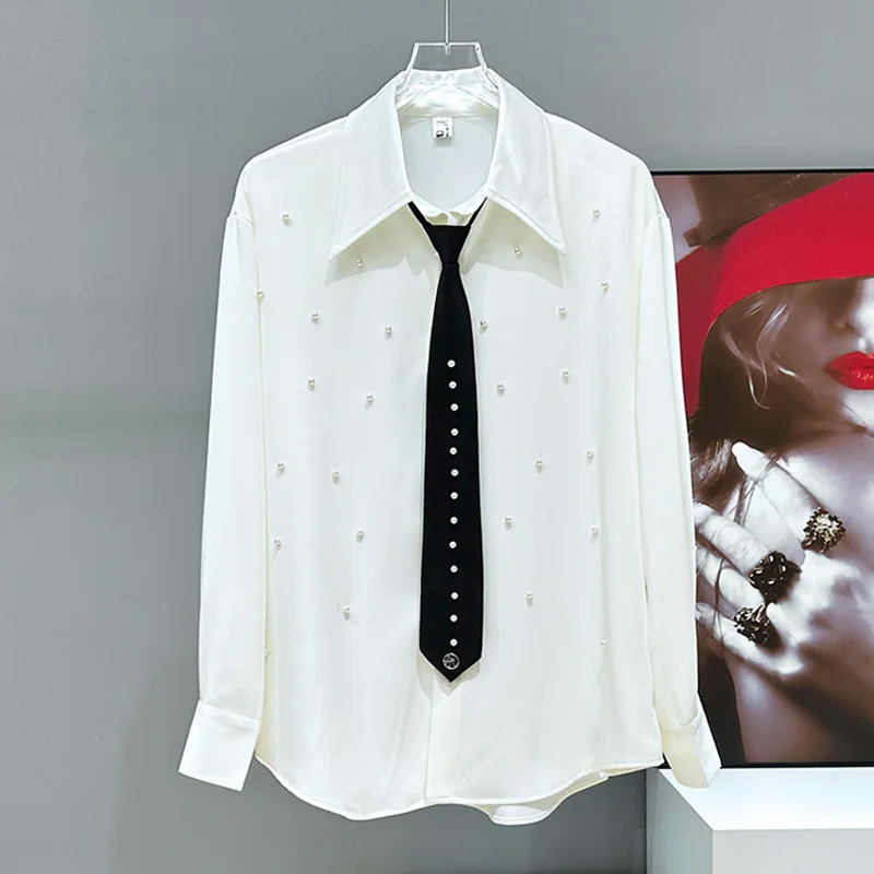 PFHQ المتخصصة تصميم وسادة الكتف التلبيب طوق قميص رجالي بأكمام طويلة العصرية اللؤلؤ 2025 كوريا موضة الذكور بلايز 21E3685