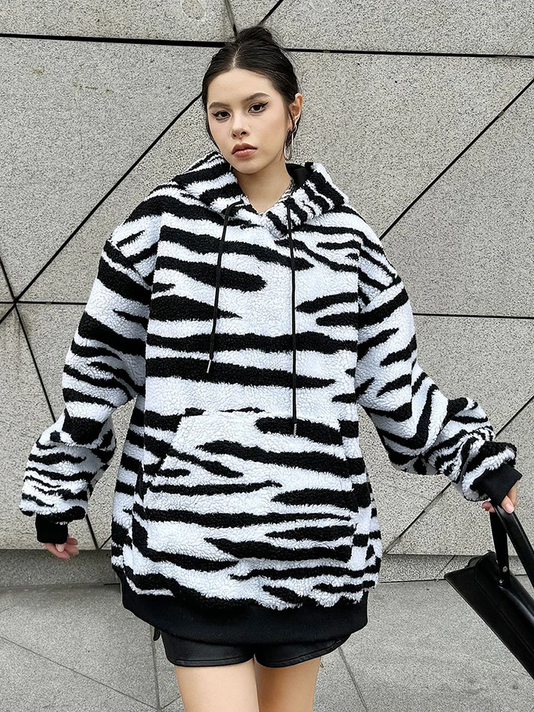 [EAM] Leopard Thick  Warm Pocket Sweatshirt New Hooded Long Sleeve Women Big Size Fashion Tide Autumn Winter 2023  1DH7834