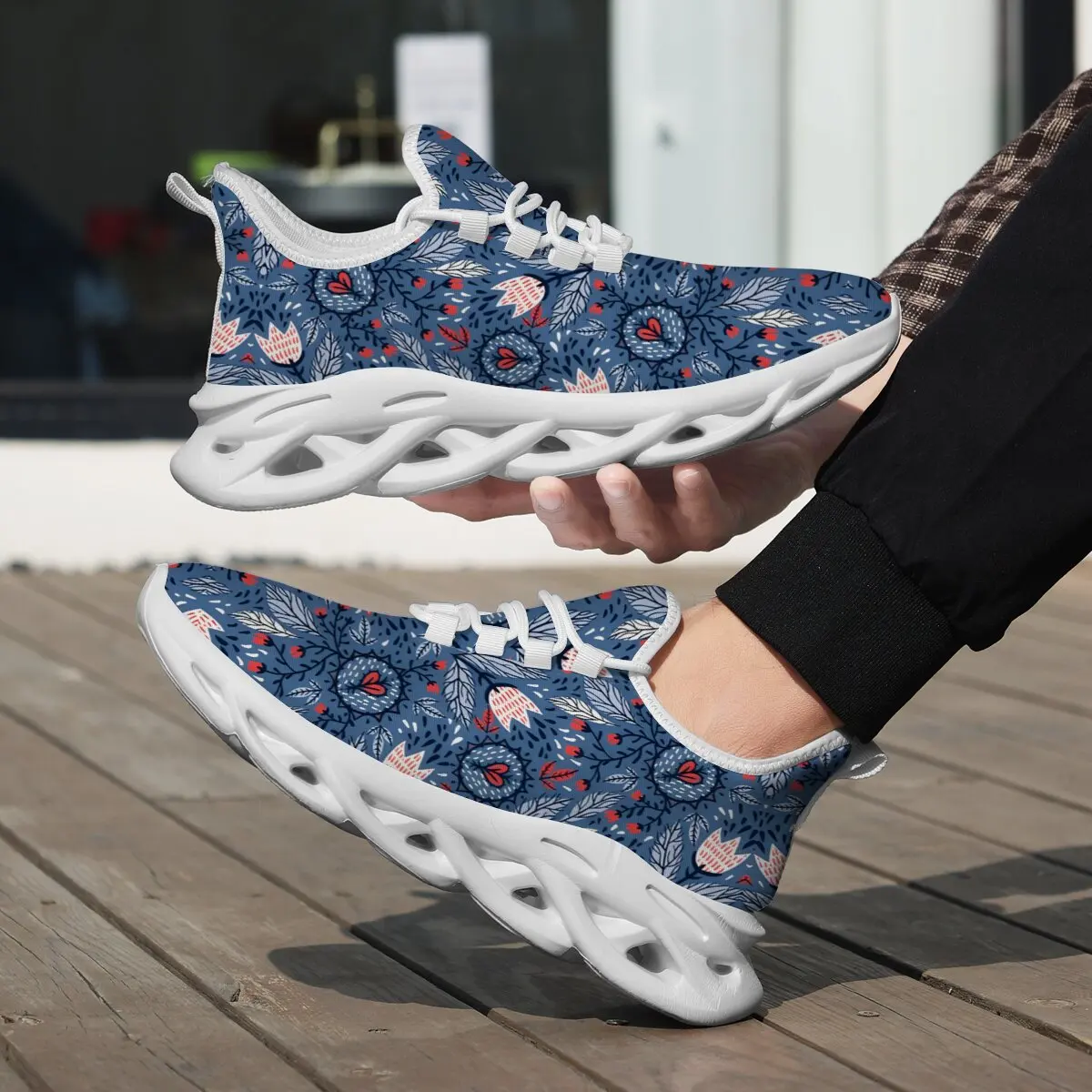 

New Lightweight Color-block Round-toe Floral Pattern Fashionable Lace-up Casual Sports Running Shoes for Both Men and Women