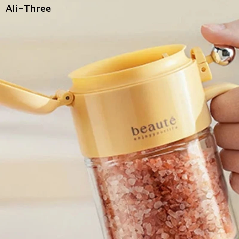 

1Pcs Sealed Seasoning Jar Moisture-proof Glass Seasoning Jar With Spoon Kitchen Salt Seasoning Box Seasoning Salt Shaker
