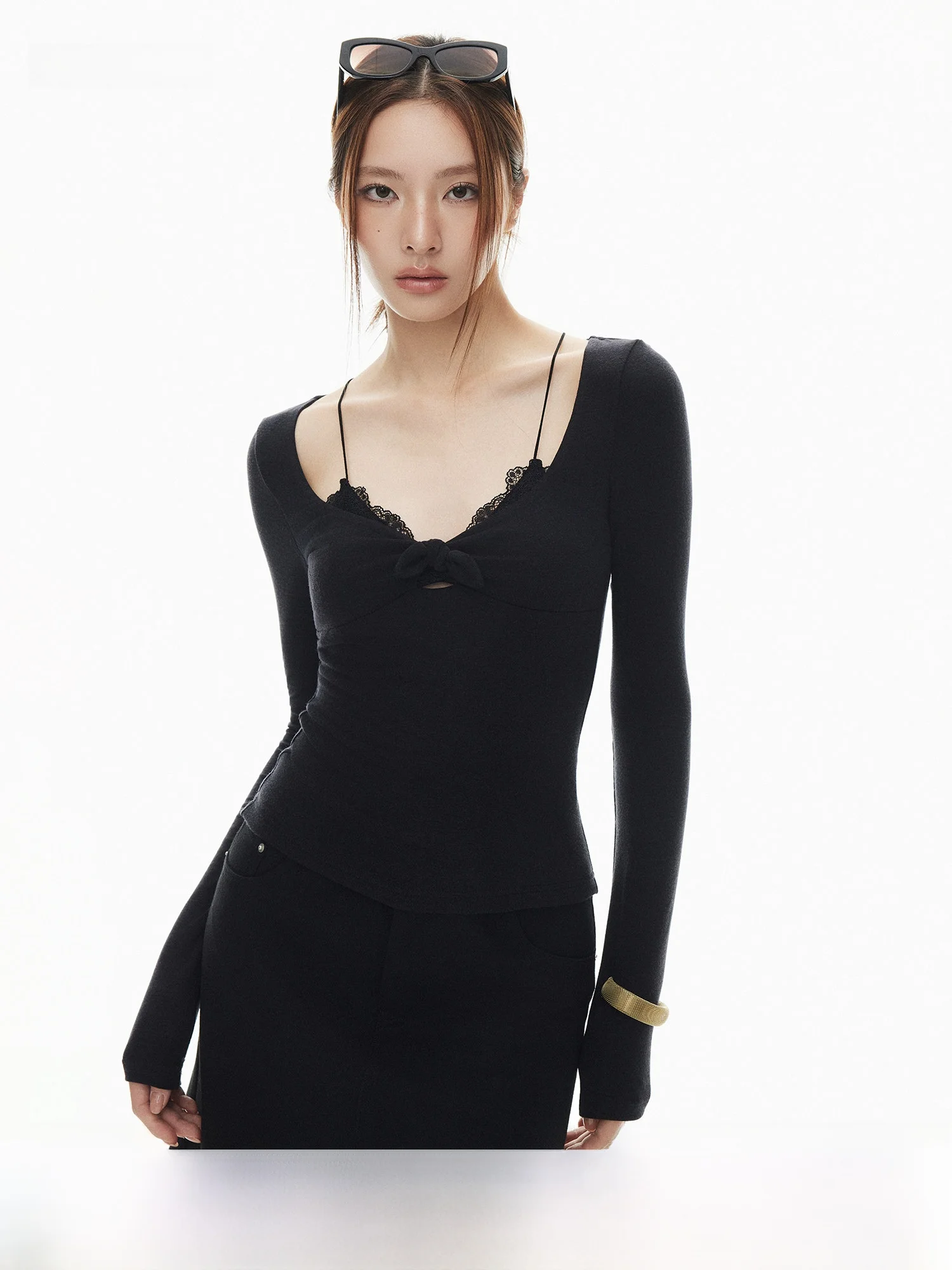 

Женская футболка Matin Bla с круглым вырезом, длинным рукавом, вязаными кружевными вставками, облегающая, однотонная, повседневная, вязаный топ