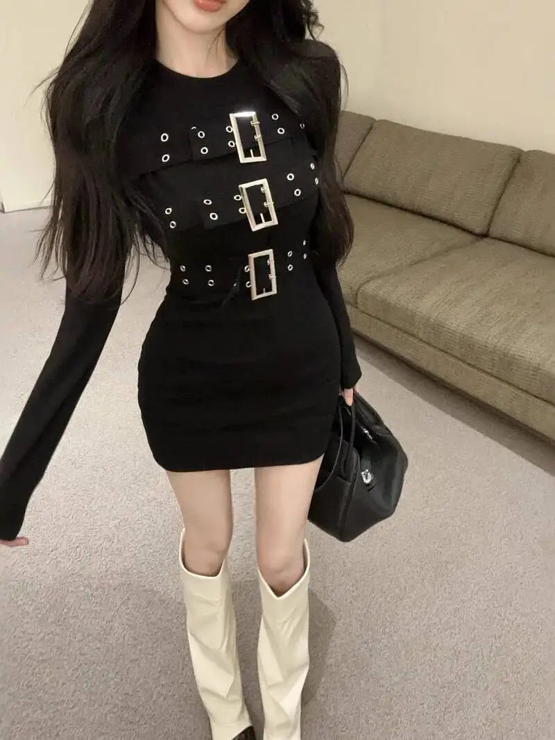 Ciemna, w stylu amerykańskim, ozdobna klamra, wytrzymała, długi rękaw, czarna, dopasowana, modna sukienka, elegancka, nowość 2025, top 0DLP