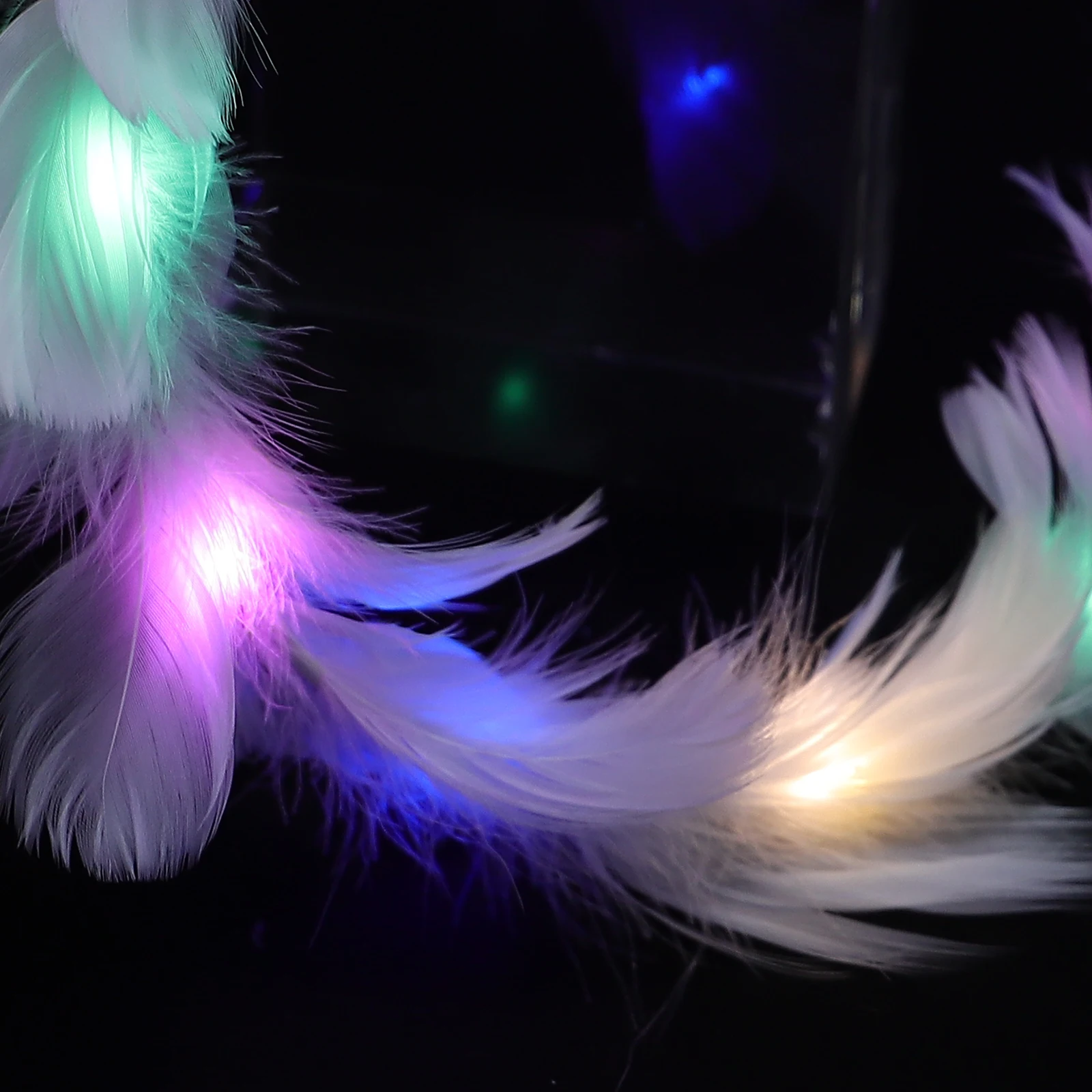 

3pcs Led Headbands Glow In The Dark Birthday Party Headpiece Women'S Hair Accessories Plumage Decorative Lightweight