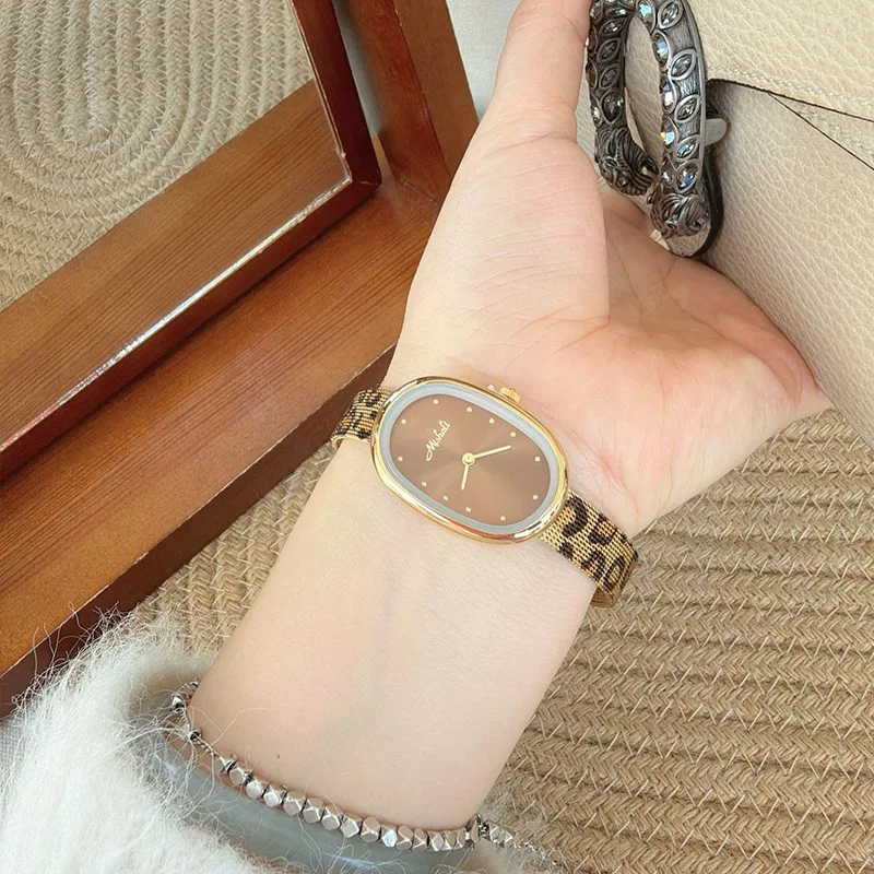 

Leopard Print Design Caramel Color Steel Band Watch Mesh Strap Women's Watch Women's Luxury Waterproof Watch Women's Gift