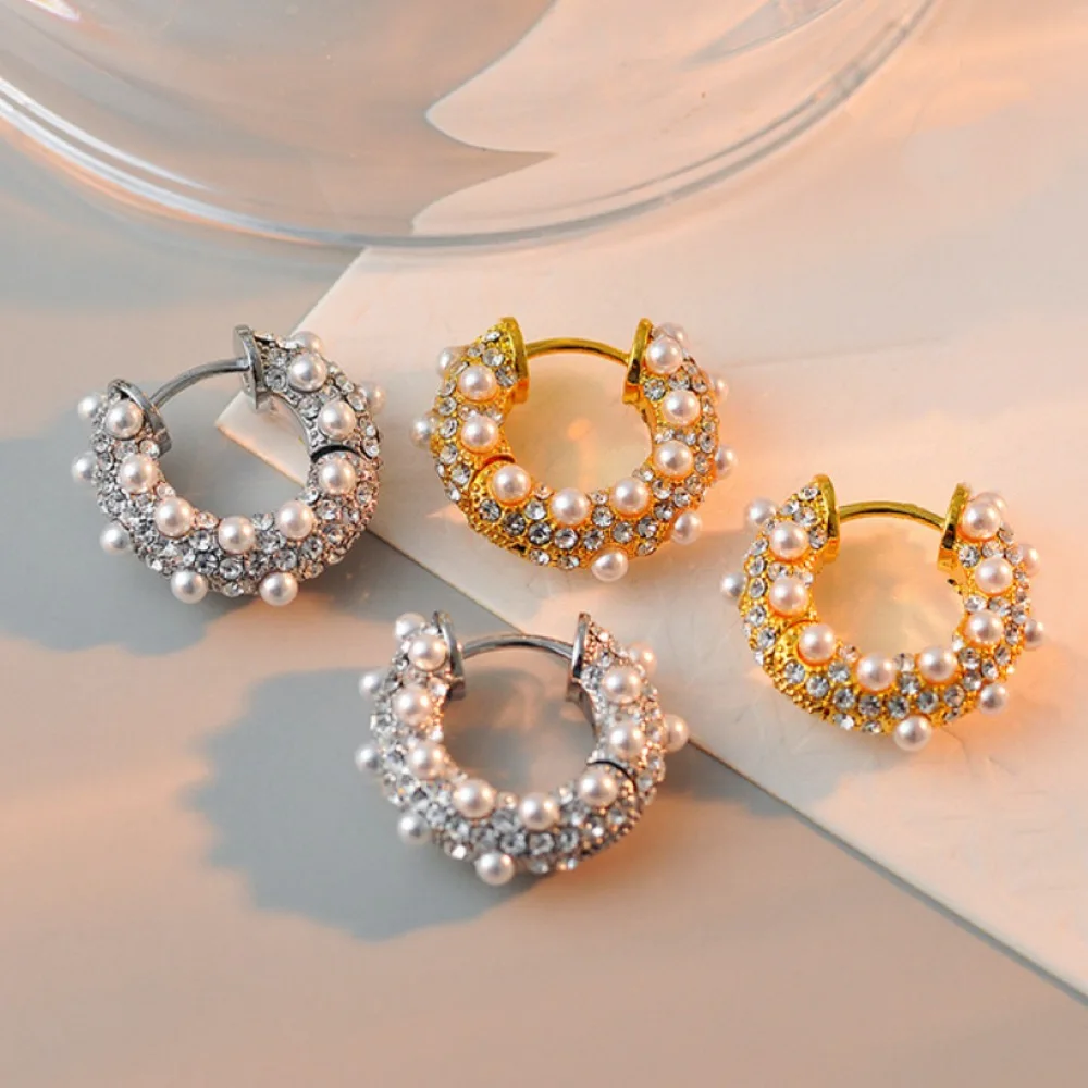 

New fashionable ear rings. Vintage design with small grain zircon craftsmanship, luxurious ladies' round earrings.