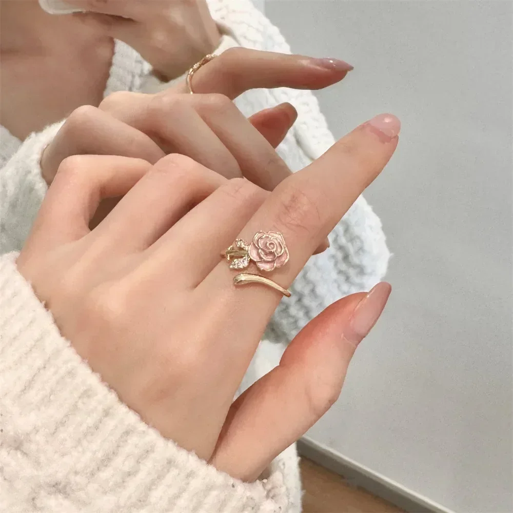 French Vintage 3D Pink Rose Flower Ring for Women, Dainty Gold Plated Open Adjustable Ring, Aesthetic Floral Statements Cocktail Ring Gift