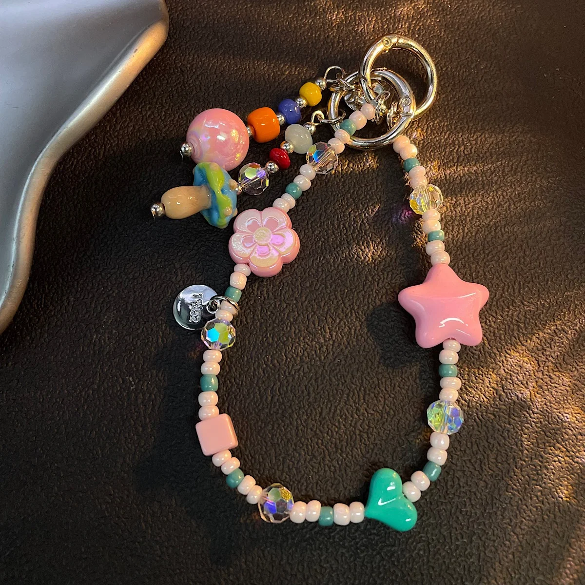 

Multi Layer Mobile Phone Hanging Chain Flower Handmade Bead Ins Style Girl Handbag Chain Key Hanging Chain Suitable for