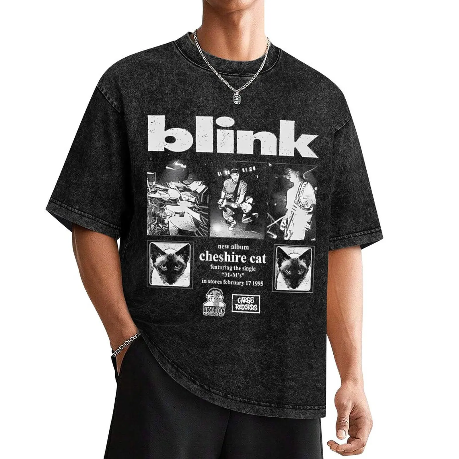 Blink Vintage - Blink World Tour 2023/2024 T-Shirt oversizeds summer clothes custom shirt man t shirt Men's t-shirt