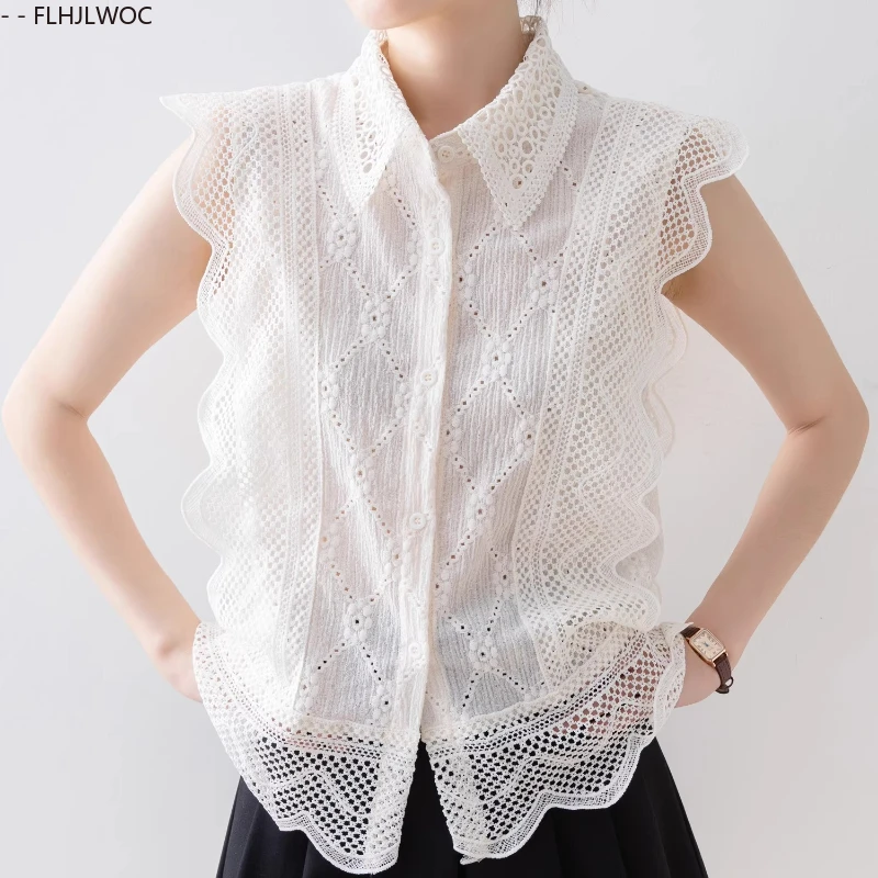 Polo au Design français, nouvelle mode d'été 2025, sans manches, mignon et doux pour filles, à volants, ajouré, couverture en dentelle blanche, chemisiers