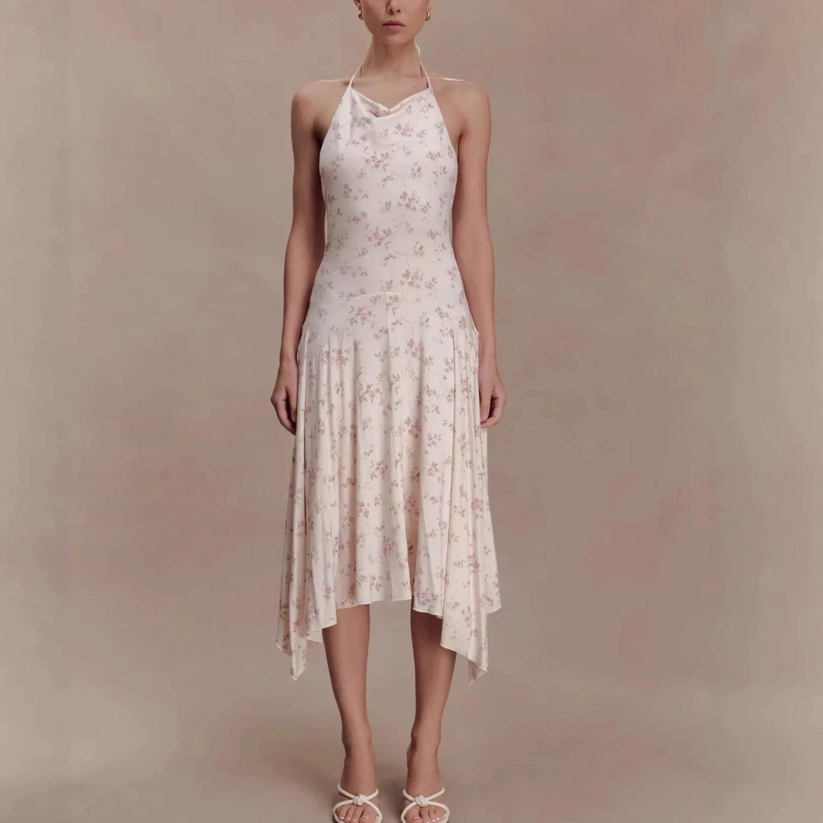 

Women's Fashion New French Retro Irregular Floral Skirt Sexy Backless European and American Strappy Dress for Women