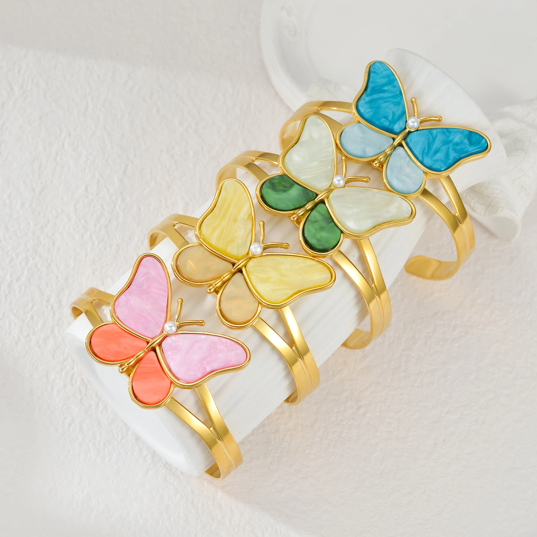Kissmoon Fashion Exquisite Multicolor Butterfly  Stainless Steel High Quality Bracelets for Women Party Brithday Jewelry Gifts