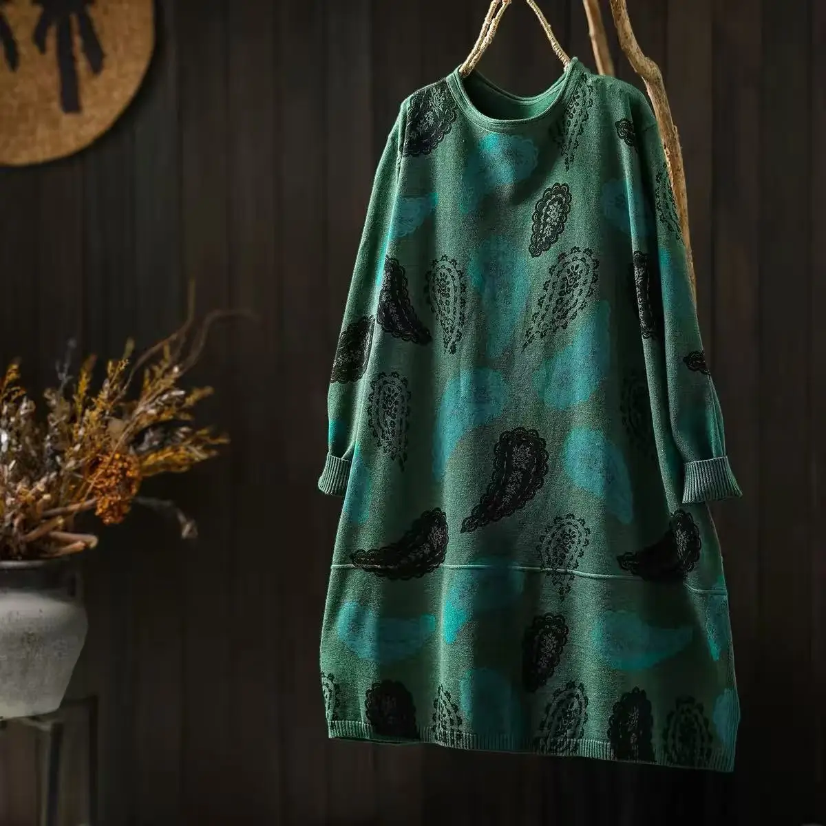 Women's Ethnic Crew Neck Paisley Print Knit Midi Dress Loose Long Sleeve Sweater Casual Mid‑Length Knitted Tunic Dress
