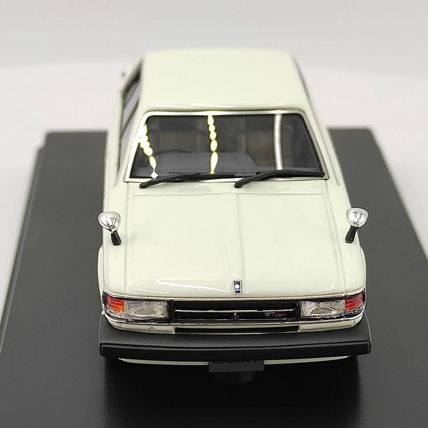 Modello di auto in resina Toyota Camry CELICA 2000 GT 1980 in scala 1:43 Hi-Story