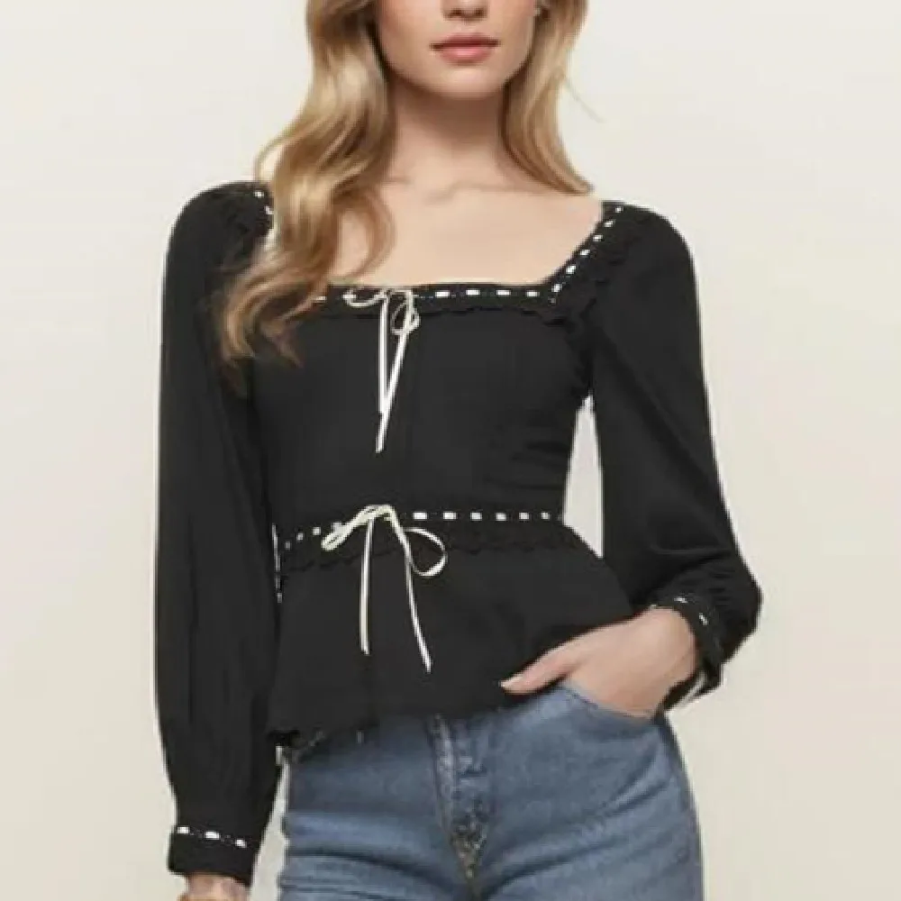 2025 Retro French Style Ribbon Cross Lacing up Puff Sleeve Shirt Women Square Collar Elastic Back Slim Crop Top Sexy blouses