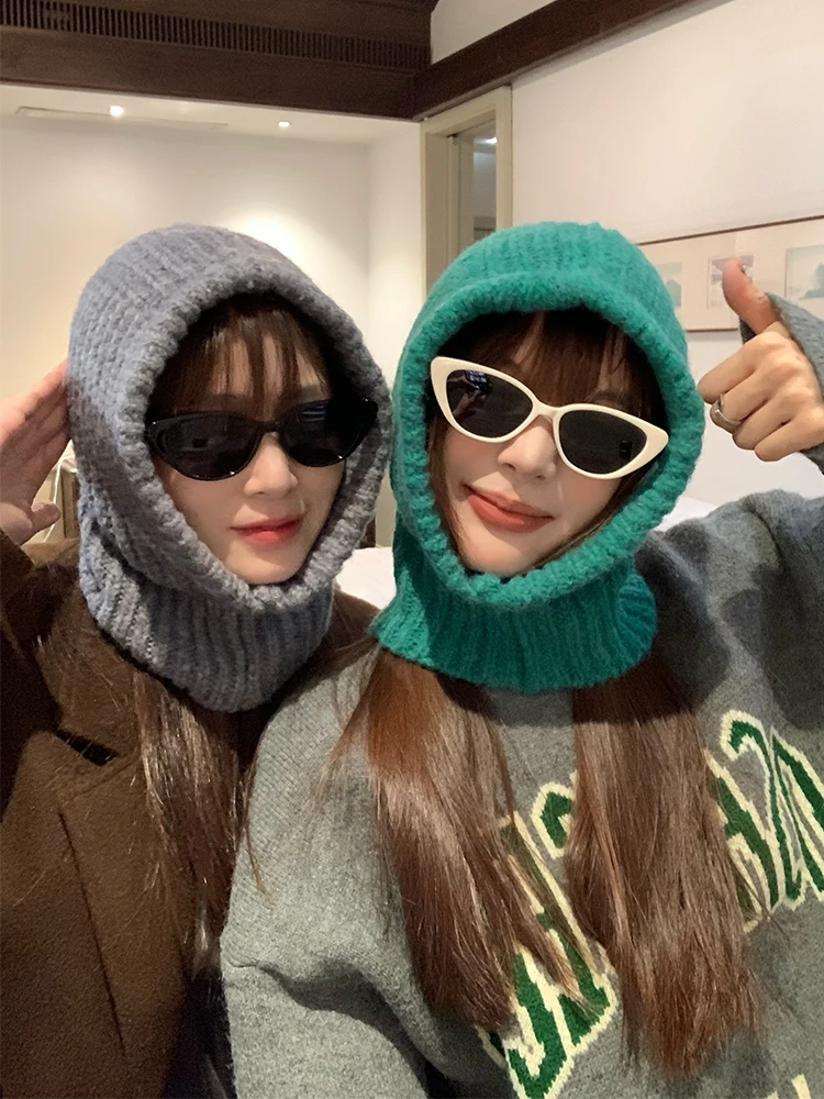 Autumn and Winter New Balaclava Small Street Fashion Warm Wool Hat Bib One Woman Winter Outdoor Ear Protection Knitted Hats
