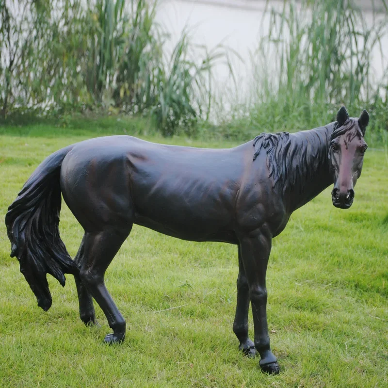 محاكاة تمثال حصان زخرفة FRP تشغيل الحصان الحيوان في الهواء الطلق حديقة المناظر الطبيعية مزرعة الحديقة الديكور رسم