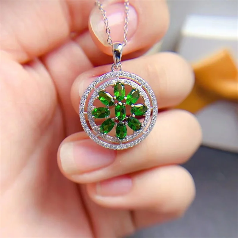 

Real 925 Sterling Silver Women Necklace Pendant Natural Chrome Diopside with Certificate Classic Elegant