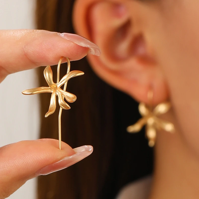 Europe and The United States Personality Creative Flowers Drop Earrings Ladies Fashion Simple Daily Hundred with Jewelry Gifts
