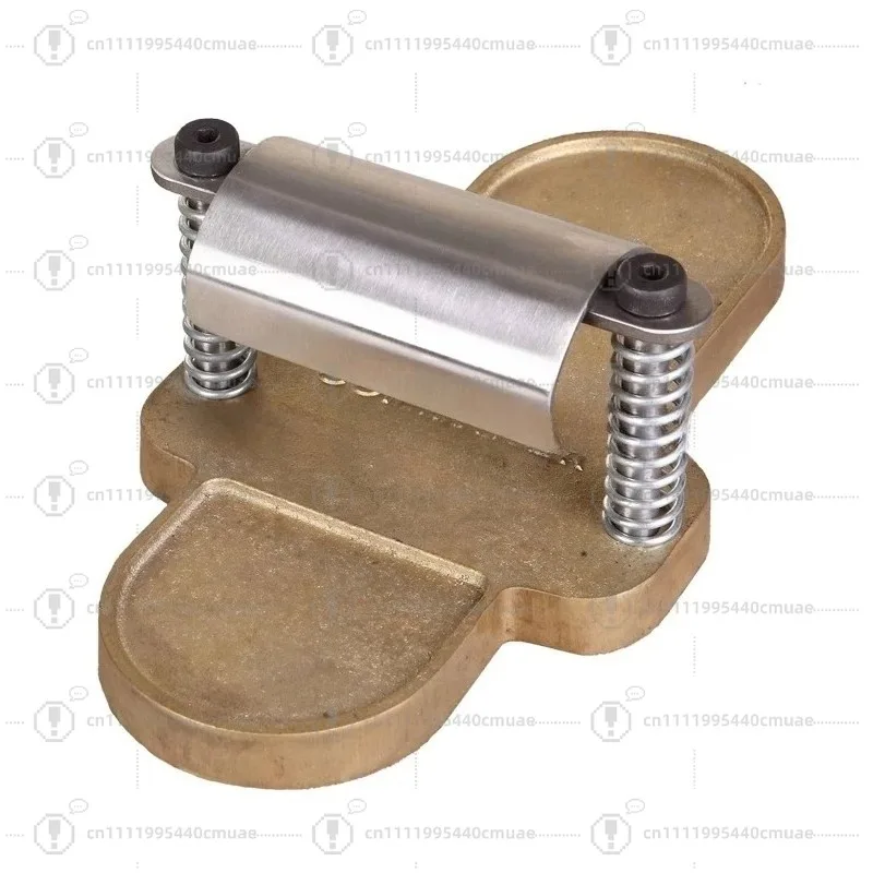 Foot Orthotics body center of gravity forward, press down the spring to maintain the balance of strength on both sides