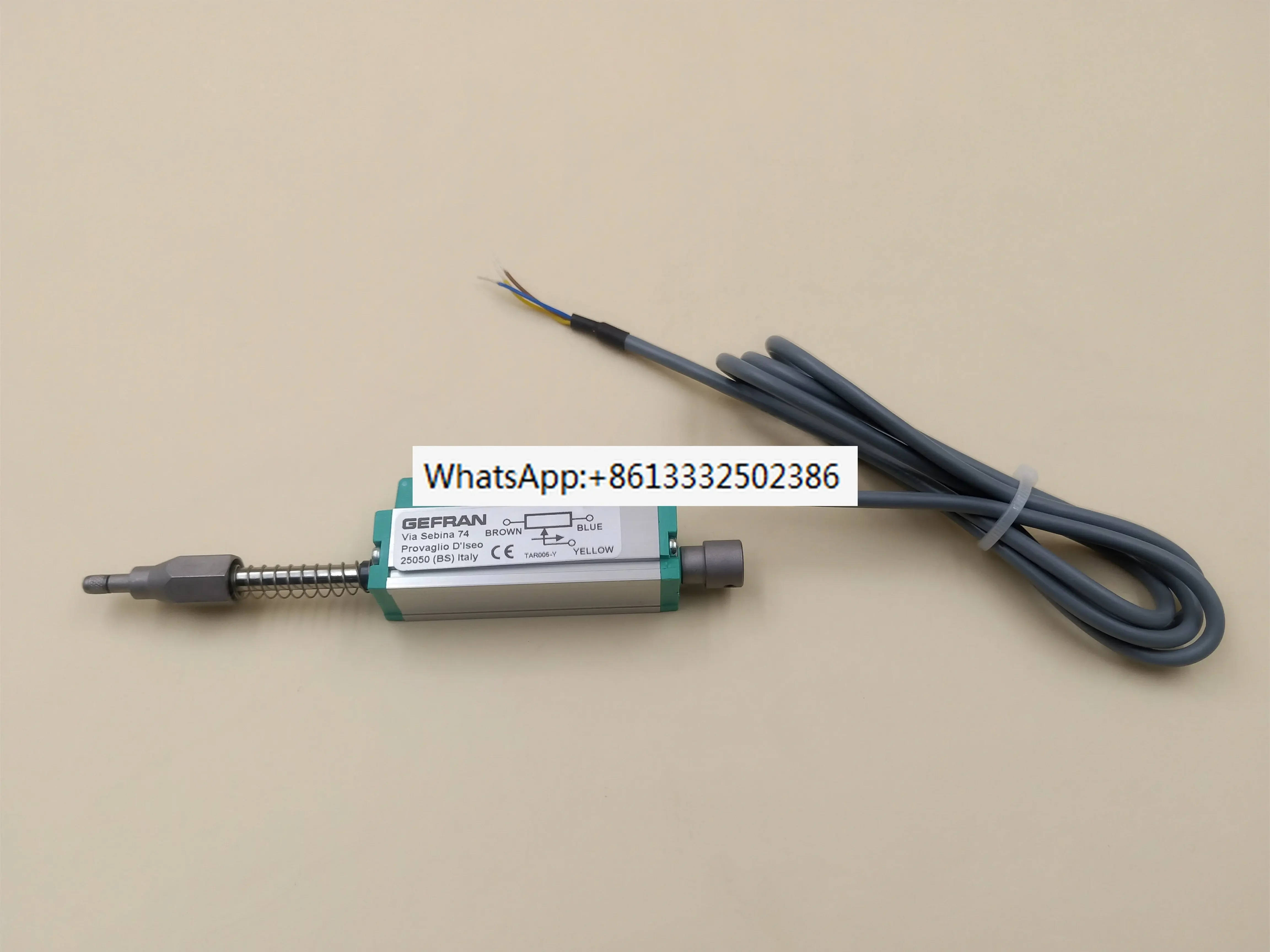 Displacement sensor PY-2-F-025 050 075 010 Spring self-resetting electronic scale
