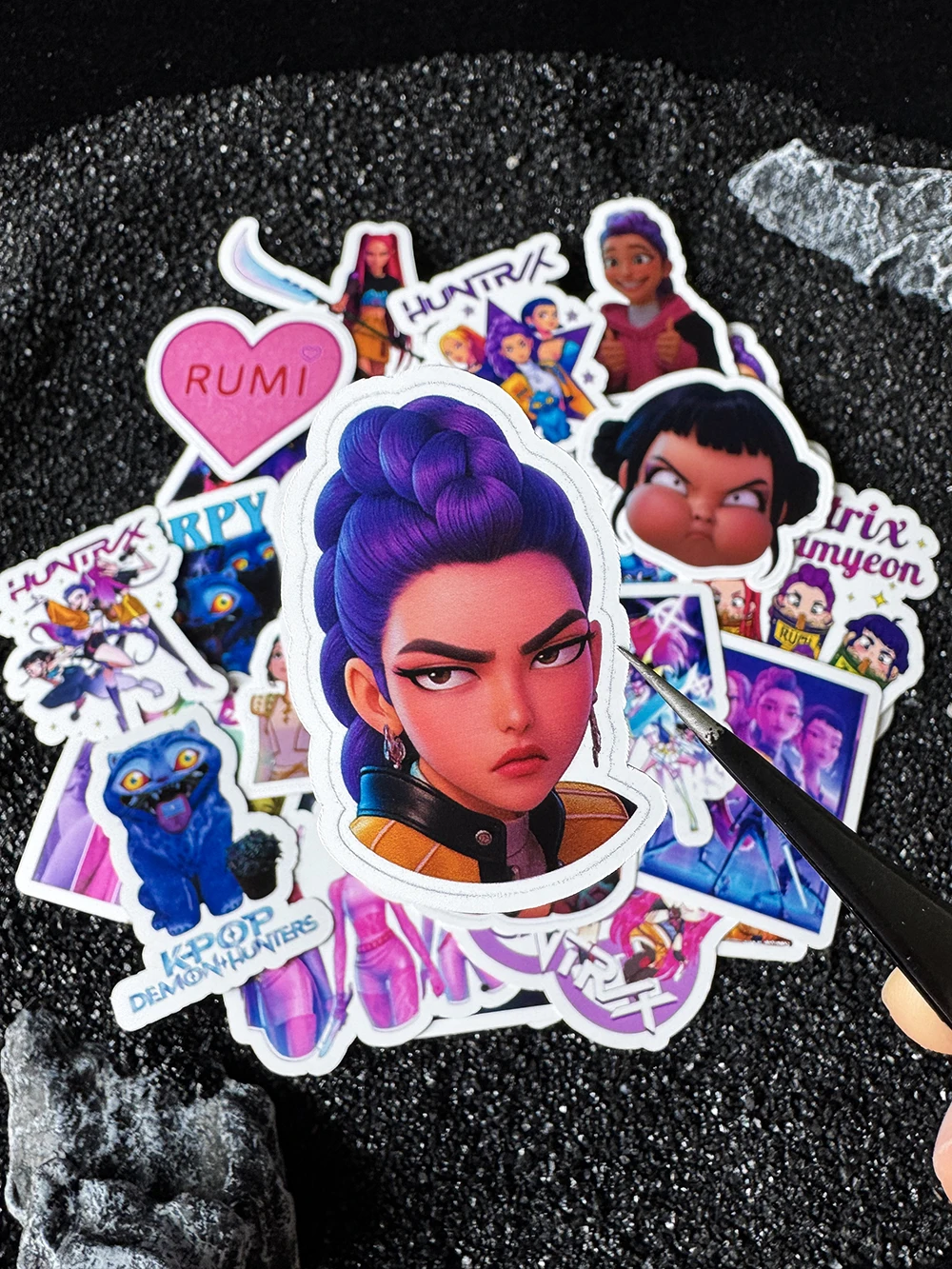 60 قطعة Kpop فيلم شيطان الصيادين هنتركس ساجا بنين ديربي النمر حقيبة ملصقات صناعة يدوية سكرابوكينغ كوب الديكور ملصقات مصورة #6