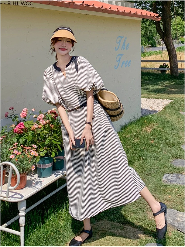 ชุดเดรสหลวมใหม่แฟชั่นผู้หญิงกระเป๋า Retro ฤดูร้อนพัฟแขนสั้นสบายๆสีดําลายเสื้อชุดกับเข็มขัด