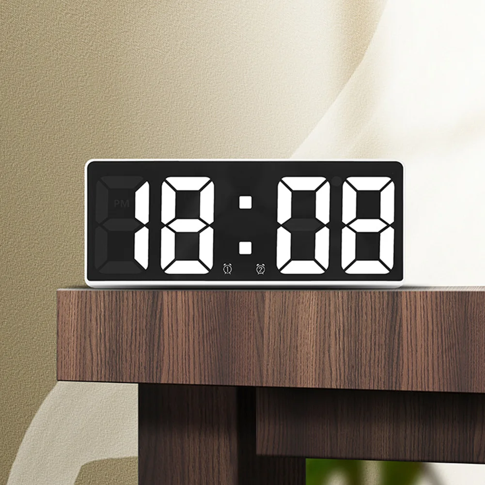 Adjustable Brightness Digital Alarm Clock 2
