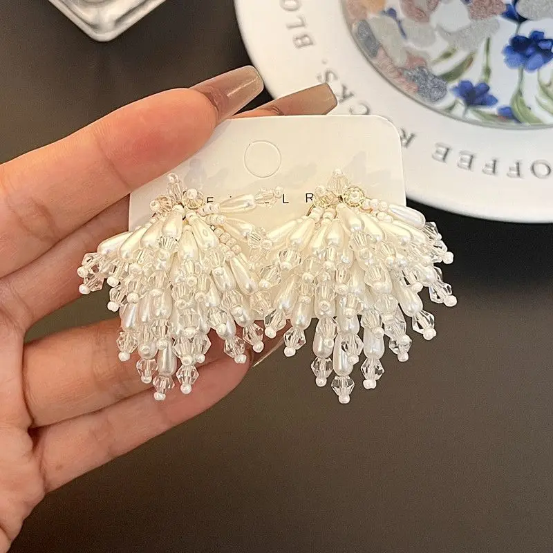Handmade Beaded Flower Cluster Dangle Earrings For Women White Imitation Pearl Crystal Tassel Drop Earring Wedding Party Jewelry