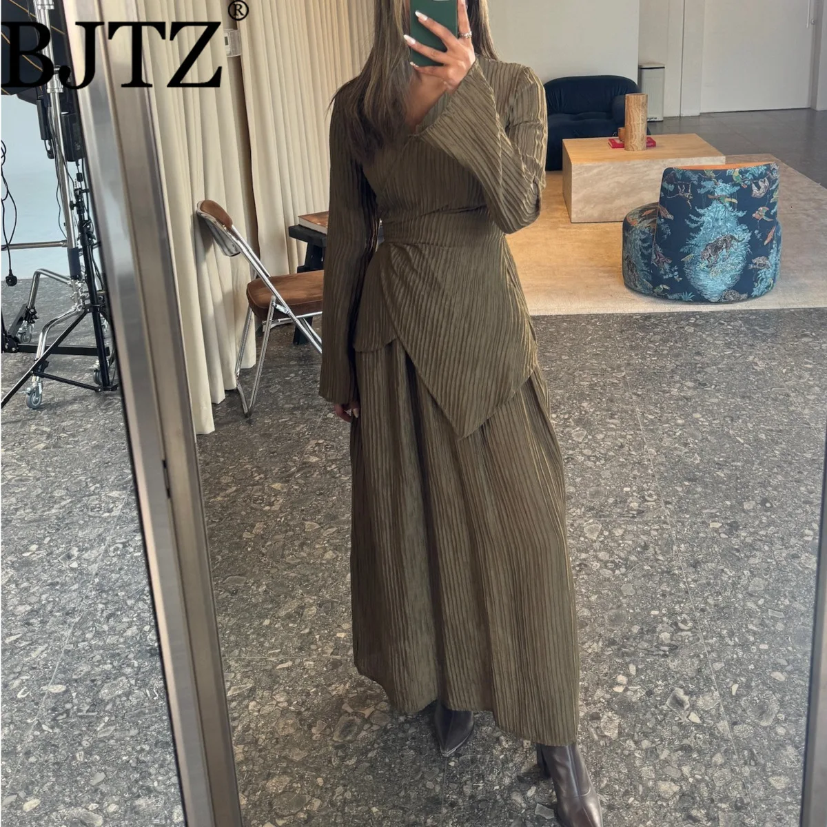 

BJTZ 2025 летний женский плиссированный кардиган и юбка с высокой талией, комплект из двух предметов, свободный крой, утягивающий повседневный наряд, модный Y2K