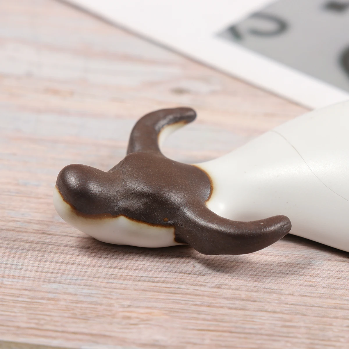 

Dining Room Table Decor Tea Plaything Water Buffalo Ornaments Chinese Style Accessory Porcelain Pet Delicate