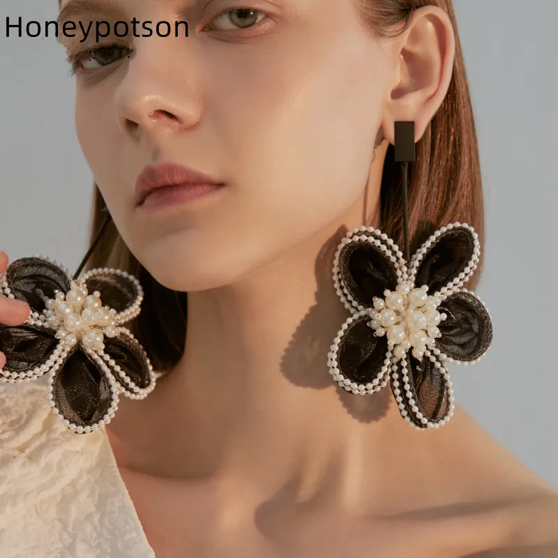 925 Silver needle lace flowers exaggerated EuropeAn-American style artificial pearl niche eardrop personality tide matching earw