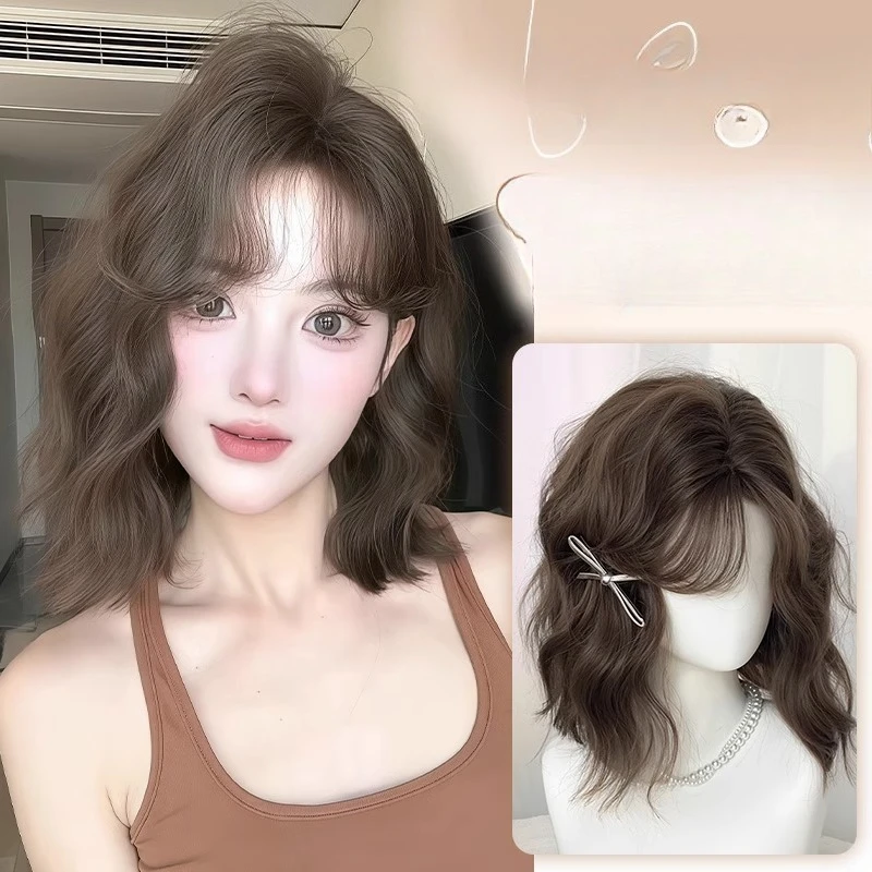 

Synthetic Full Wig for Women - Korean-style Cute Short Curly Hair with Water Wave Pattern, Realistic Volume and High Crown