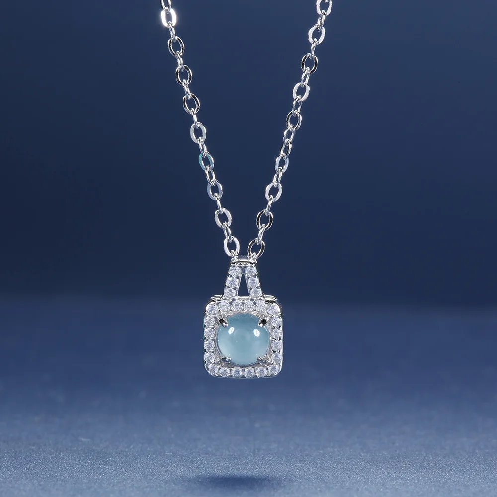 

Natural Blue Water Jade Gourd Fulu Pendant 18K Gold Inlaid White Gold Exquisite Fashion Platinum PT950 Diamond Necklace