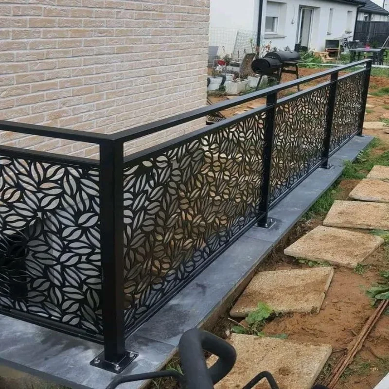 Customization Luxury Balcony All Aluminum Railing  Balcony Handrail Balustrade for Villa Customized Openwork Carved Guardrail