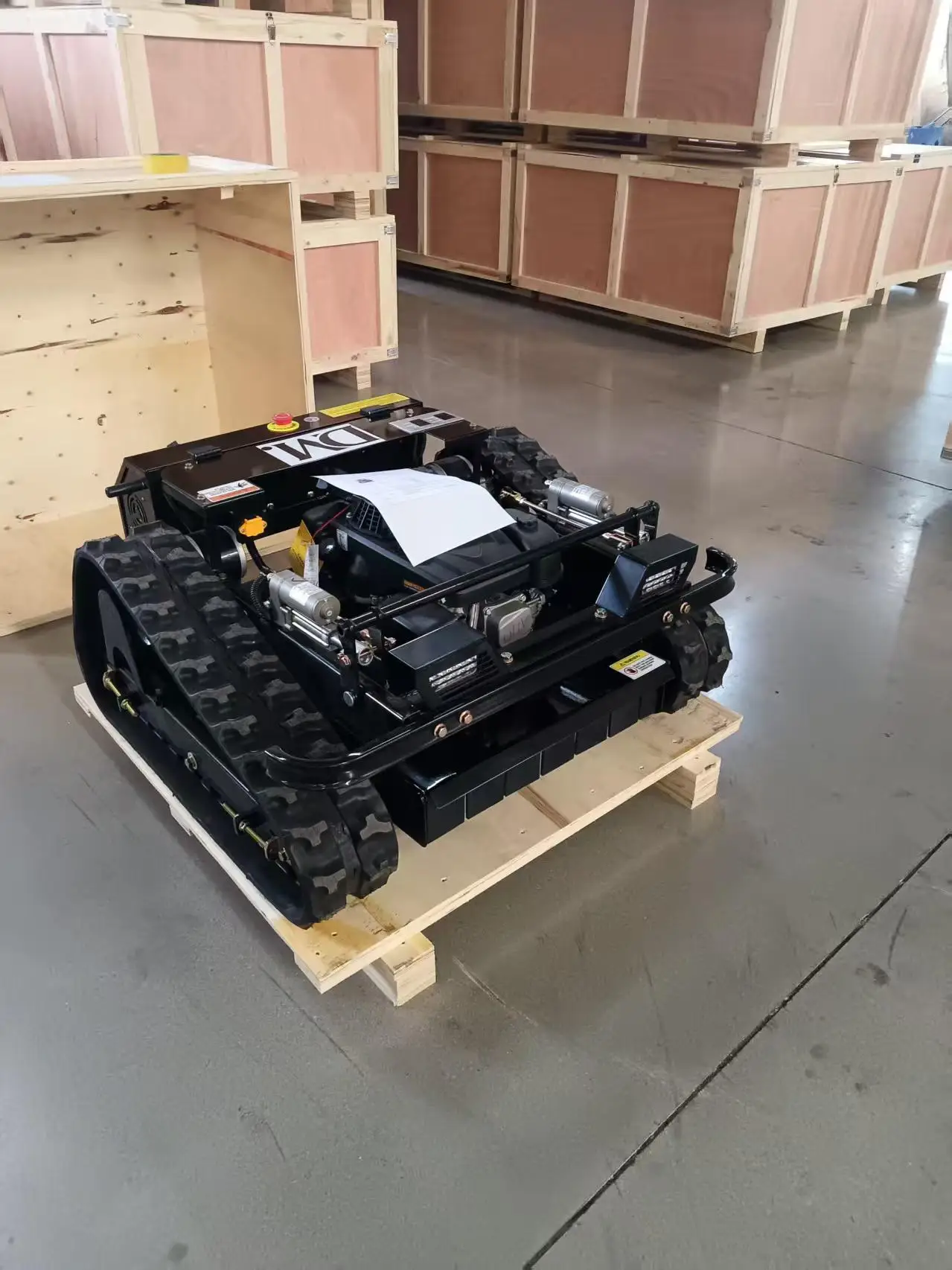 500 مللي متر قابل للتعديل الذاتي 20-150 مللي متر رفع سكين رئيس جزازة العشب التحكم عن بعد مجهزة بجهاز التحكم عن بعد الصناعي