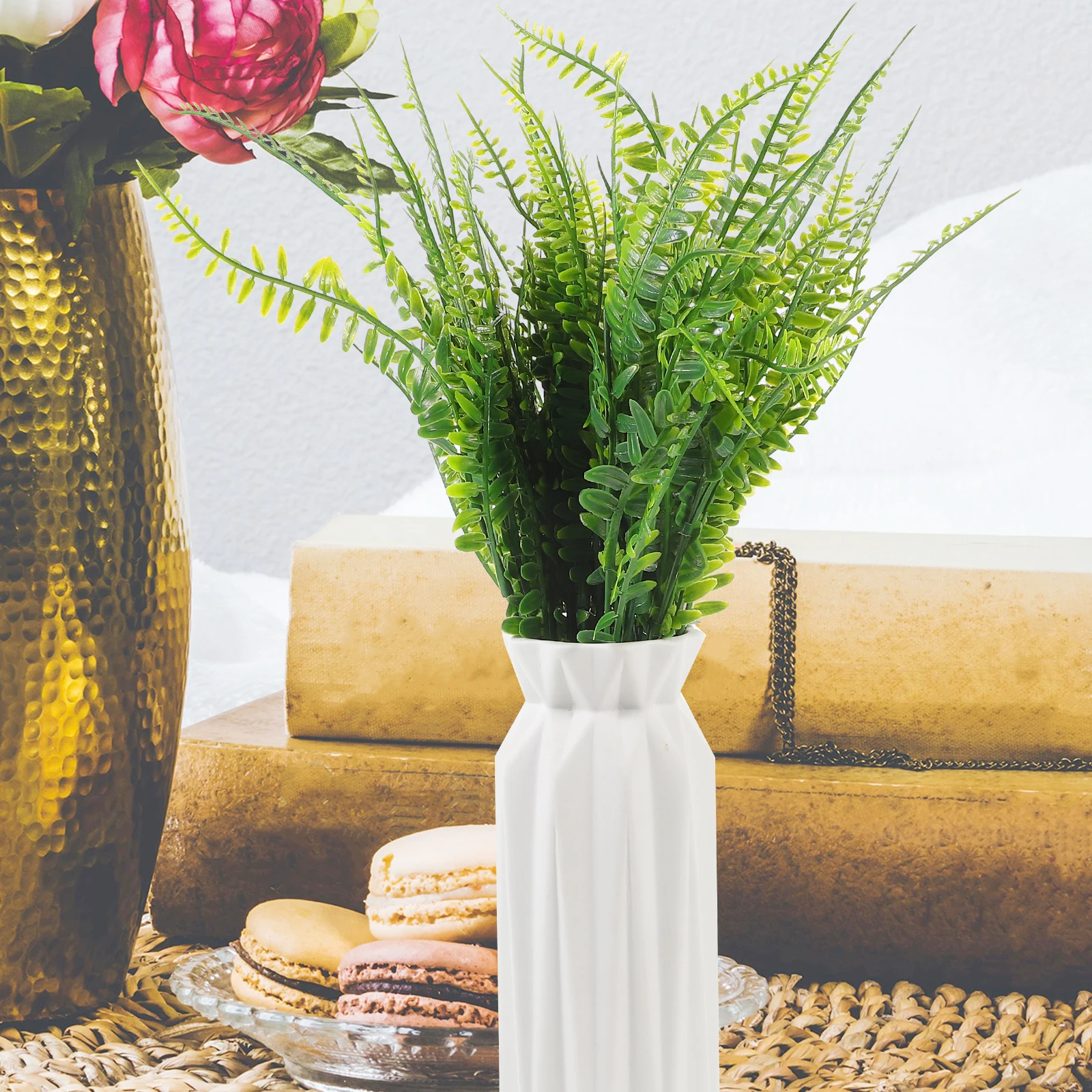 

4pcs Plant with Stem Faux Plants Indoor Realistic Artificial Greenery Stems Indoor Plants for Home Office Decor