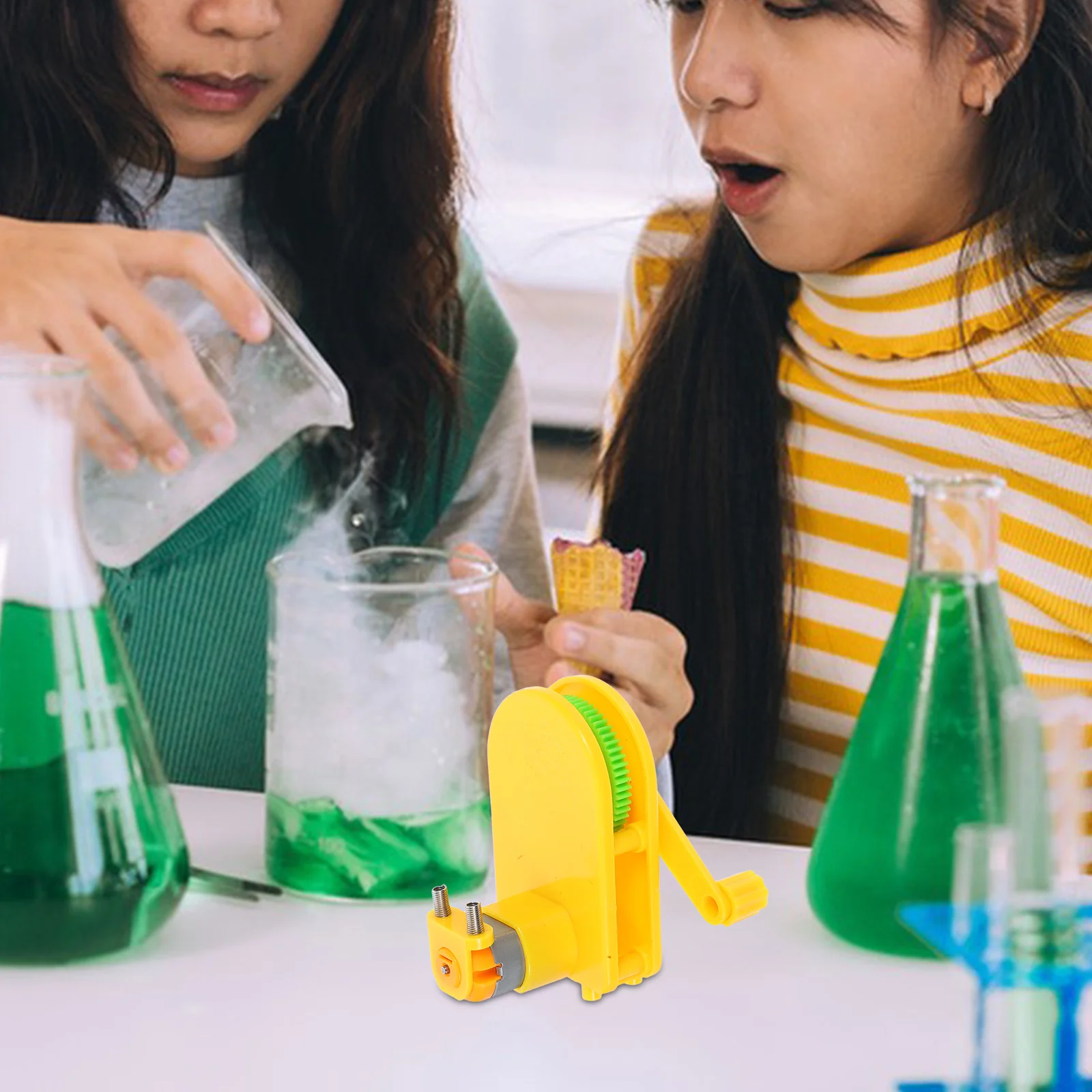 เครื่องกำเนิดไฟฟ้าแบบมือหมุน โครงสร้างโปร่งใส ใช้พลังงานด้วยมือ สำหรับการทดลองวิทยาศาสตร์ ฟิสิกส์ การศึกษา ชุด STEM สำหรับการสาธิตในห้องเรียน