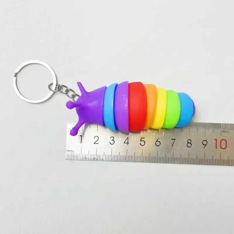 Mini Fidget Slug Keychain Toys 3D Articulated Stretch Keychain Child Adult Stress Reliever Anti-Anxiety Squeeze Sensory Party