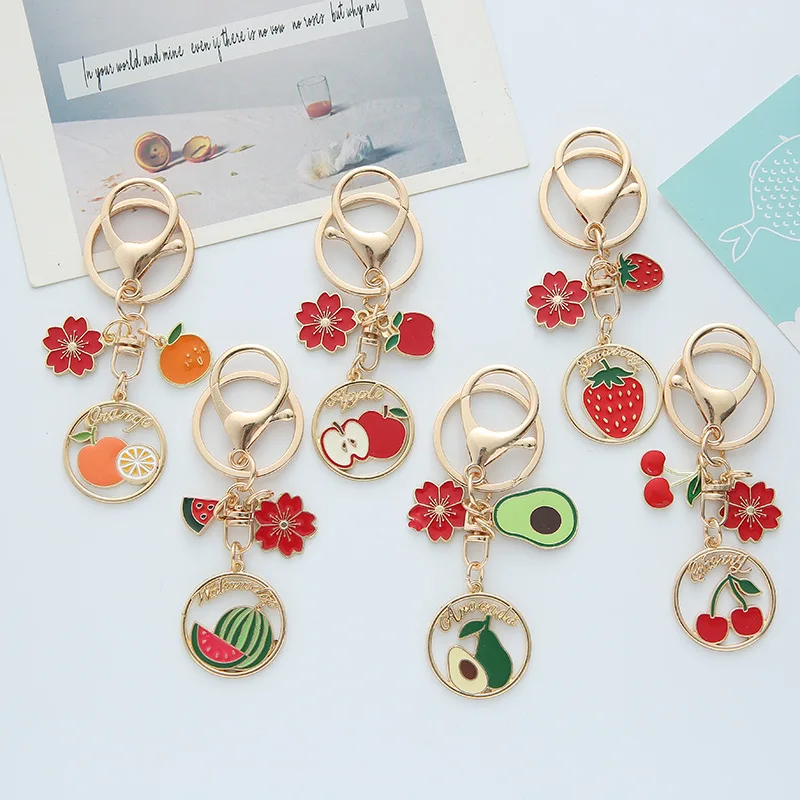 2022 Cartoon Apple Avocado Strawberry Cherry Keychain Creative Fruit Key Chain Jewelry Cute Girl Summer Keyring Bag Decor Charm