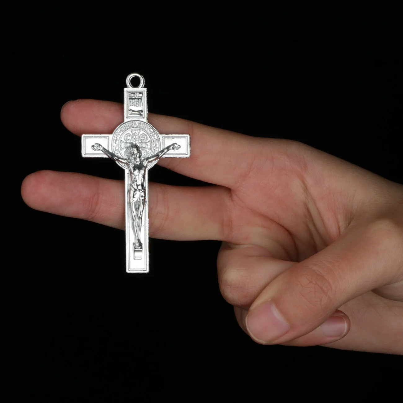 5 Stücke 3 Farben DIY Rosenkranz Chaplet Exorcisim St. Benedikt Kruzifix Kreuz Anhänger Religiöse Andenken Schmuck Halskette Herstellung Teile – Detail 4