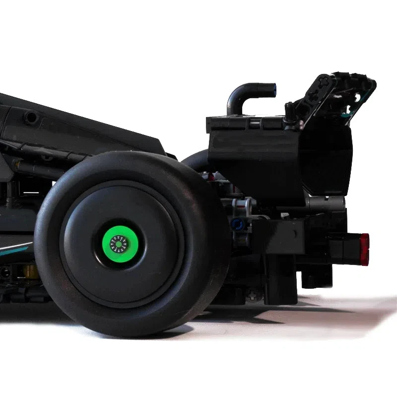 1642Pcs Technology 1:8 Scale F one Racing Car Building Block Set,Mechanical MOC W14 E Model Vehicle, Assemble toy gift for boys