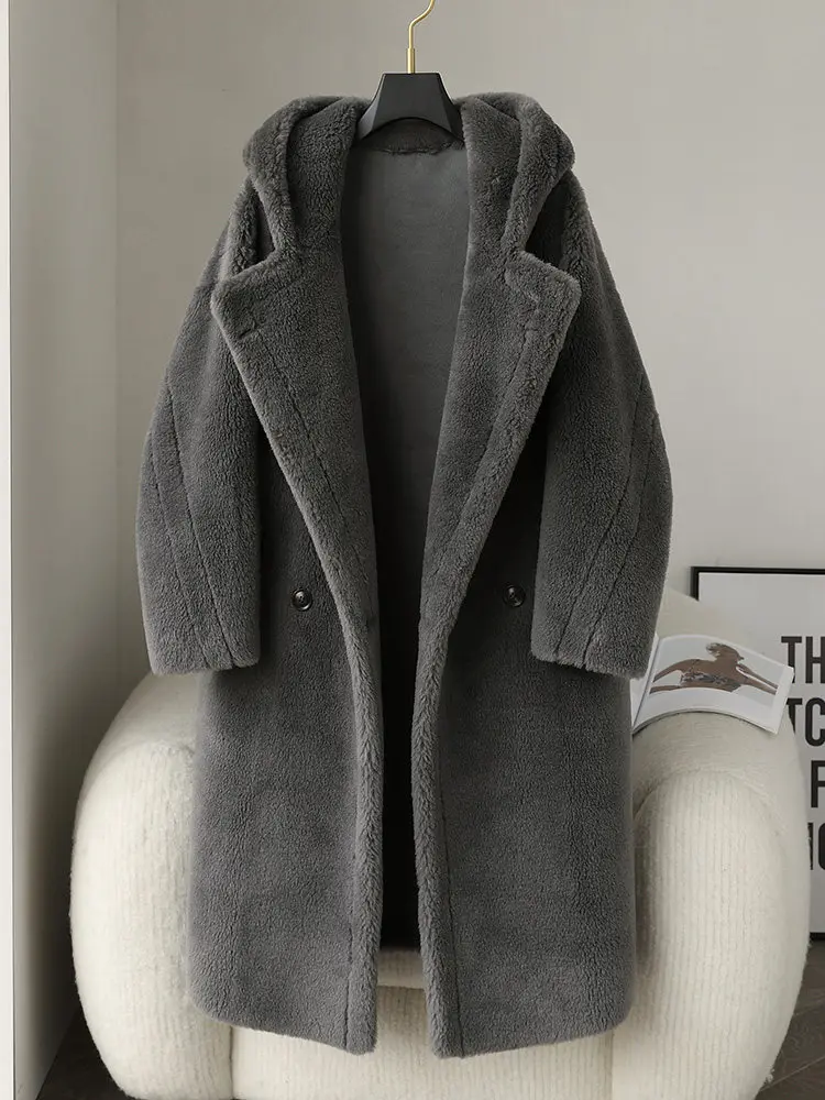 2025 New Teddy bear style coat for women, cut fleece and fur in one piece, lambskin hooded fur coat, mid-length style view 3