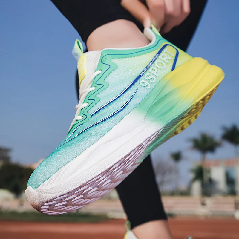 Sepatu Lari Pria Sepatu Kasual Nyaman Anti Selip Jaring Udara Pria Sepatu Jalan Pria Bersirkulasi Olahraga Bertali