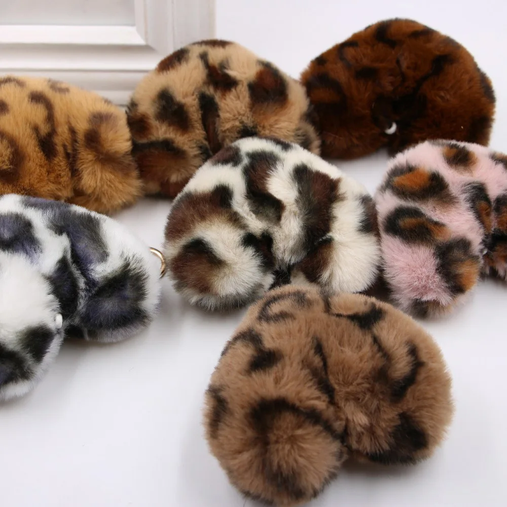 Fashion Leopard Fluffy Ball Key Chain Fur Plush Love Heart Keychain Car Key Ring Bag Pendant Jewelry Accessories Gift