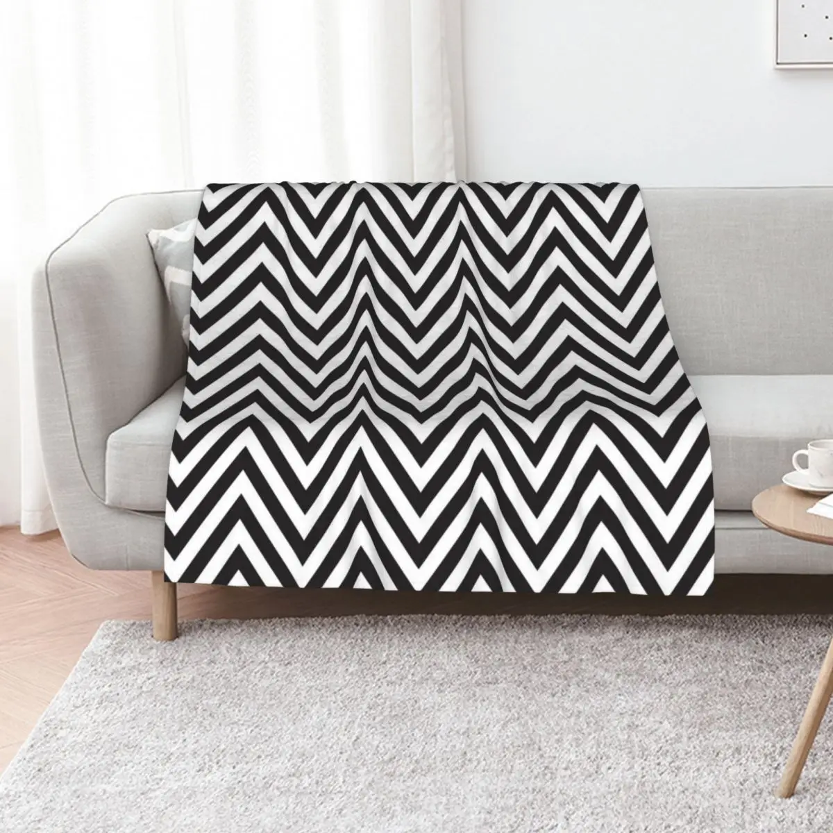 MODERN CHEVRON PATTERN bold monochrome black + white Throw Blanket for sofa Summer Blankets For Baby Moving Hairys Blankets