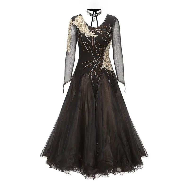 Abito da ballo moderno Nuovo abito da ballo standard nazionale Grande altalena Decalcomania per costume da ballo di fascia alta intarsiata con