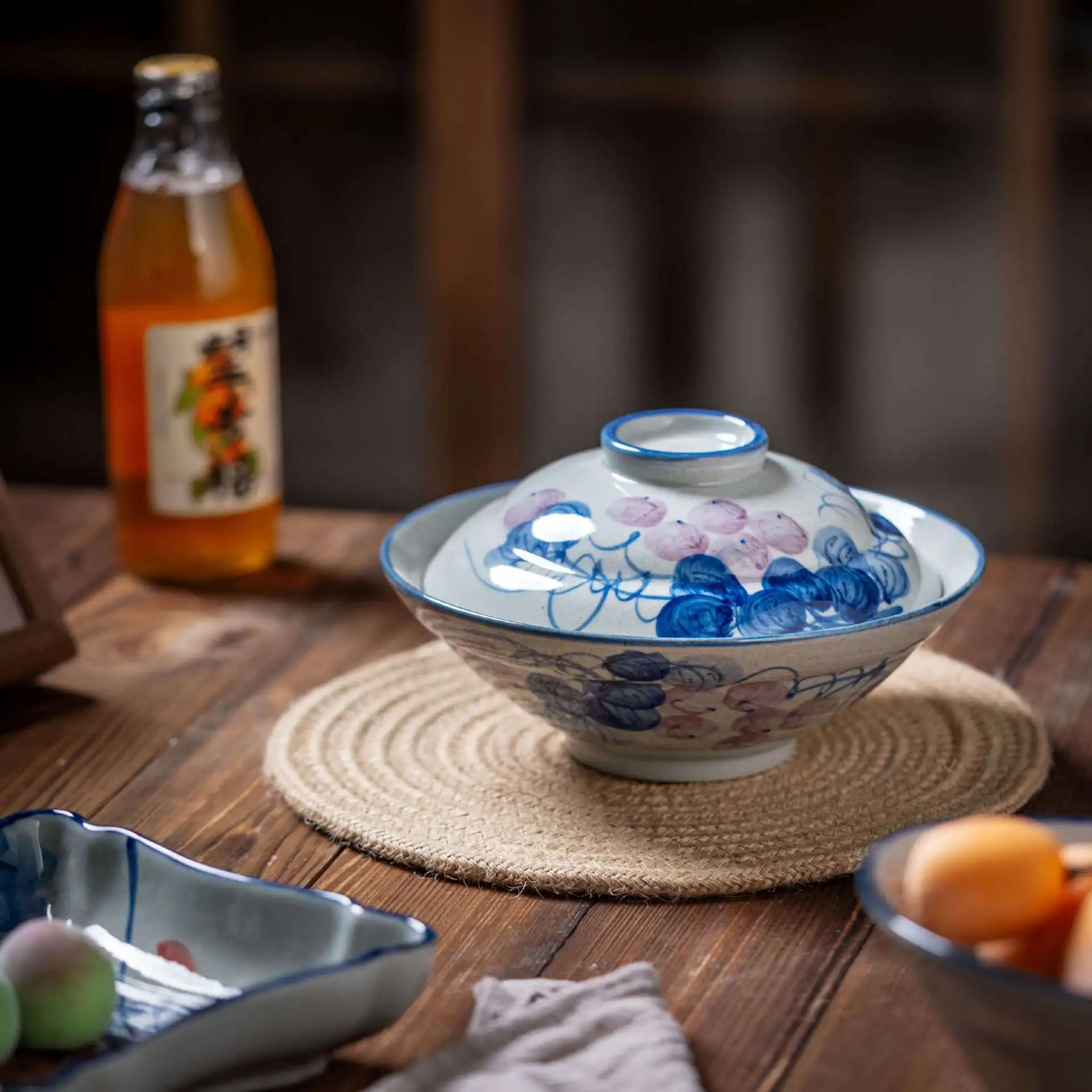 

Jingdezhen Handmade Hand-painted Steamed Egg Bowl With Lid Soup Noodles Bowl Stew Pot
