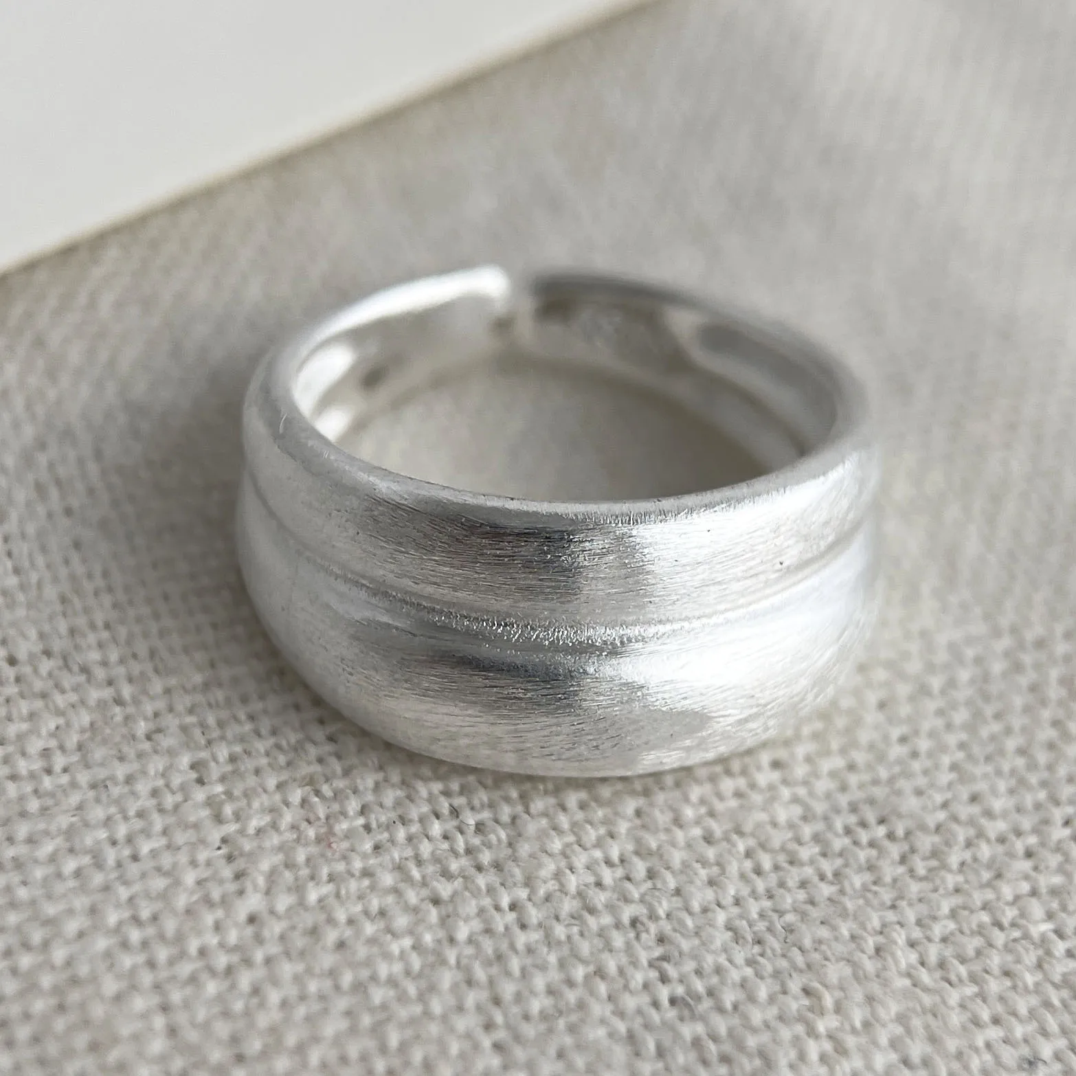 Women's 925 Sterling Silver Wide Shining Oval Open Ring
