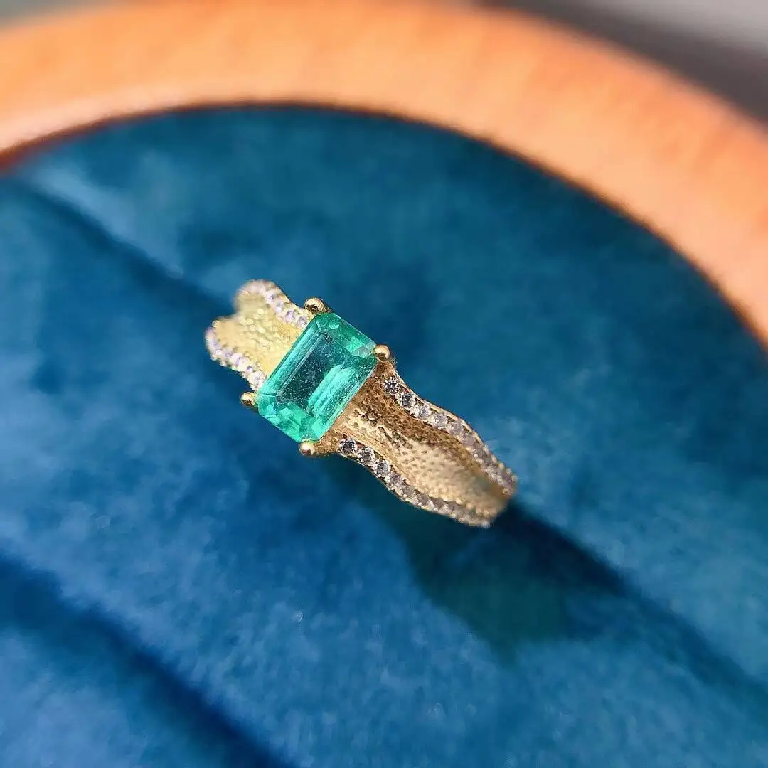 KJJEAXCMY New Jewelry Natural Women's Emerald Ring 925 silver inlay Colorful and splendid Crystal pure fire flash explosion